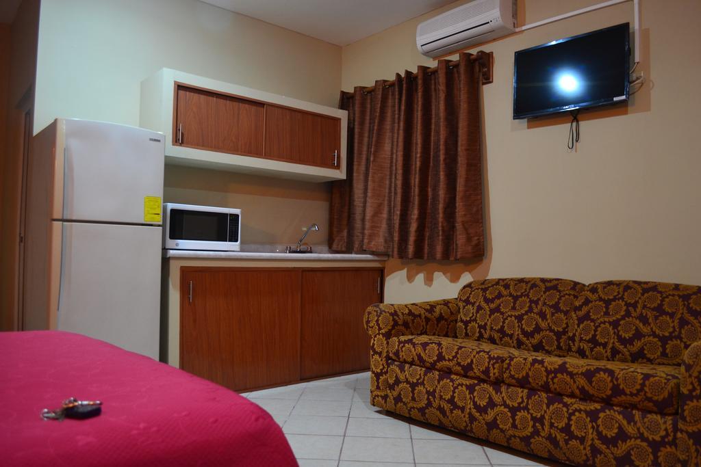 Hotel Marina Del Sol La Paz B.C.S Ruang foto
